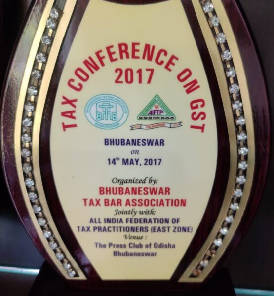 37 MOMENTO BHUBNESHWAR TAX BAR ASSOCIATION JOINTLY WITH AIFTP(EZ)