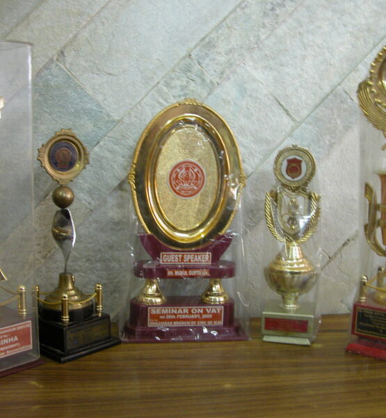 A.6 DISPLAY OF AWARDS